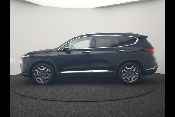 Hyundai Santa Fe 1.6 T-GDI PHEV Premium Sky 7 Persoons 266pk Dealer O.H. | SOH 97,1% | Trekhaak Af Fabriek | Panodak | Adaptive Cruise | Head Up | 360 Camera | Lederen Sportstoelen Memory & Ventilatie | BLIS | Keyless | Stoelen & Stuur Vewarmd | Apple Carplay | Na