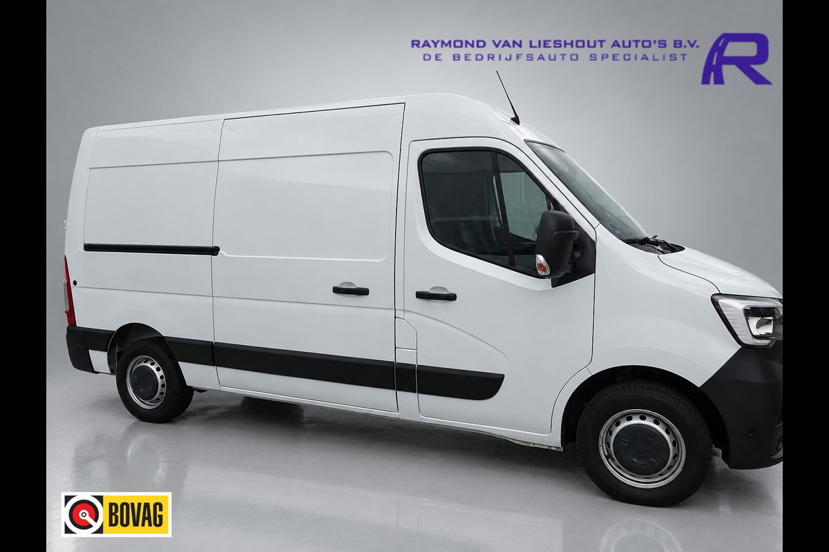 Renault Master T35 2.3 dCi 135 L2H2 Comfort Groot NAVI AIRCO TREKHAAK ZEER NETJES
