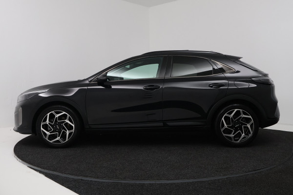Kia Xceed 1.5 T-GDi GT-Line First Edition (PANORAMADAK, TREKHAAK AFNEEMBAAR, CAMERA, STUUR-/STOELVERWAMRING)