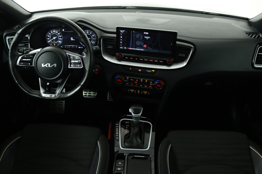 Kia Xceed 1.5 T-GDi GT-Line First Edition (PANORAMADAK, TREKHAAK AFNEEMBAAR, CAMERA, STUUR-/STOELVERWAMRING)