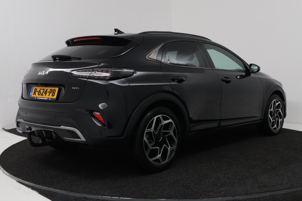 Kia Xceed 1.5 T-GDi GT-Line First Edition (PANORAMADAK, TREKHAAK AFNEEMBAAR, CAMERA, STUUR-/STOELVERWAMRING)