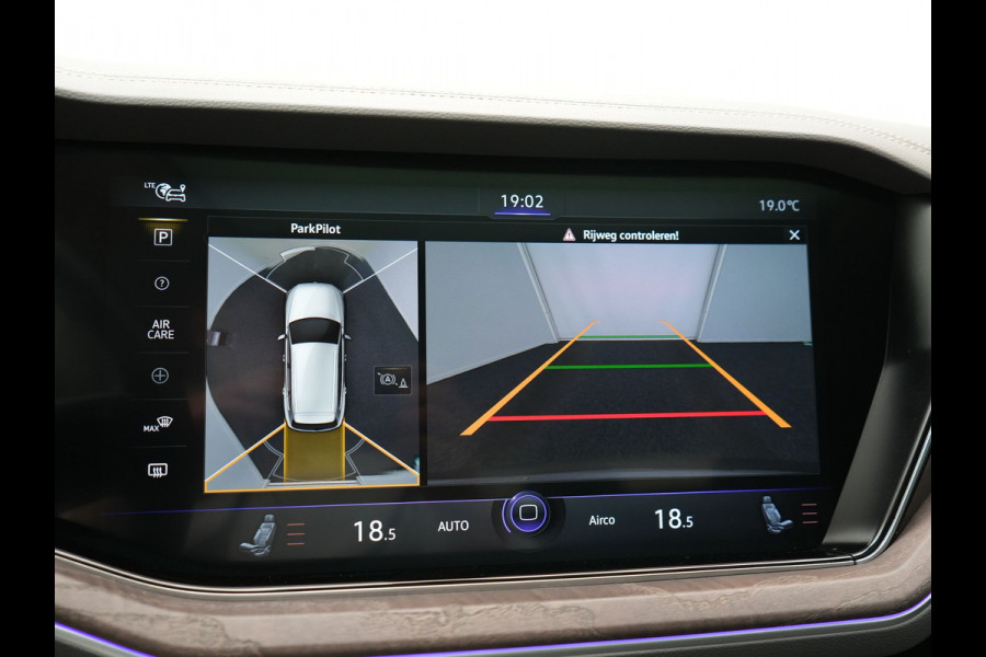 Volkswagen Touareg 3.0 TSi eHybrid 4MOTION PHEV 381pk Dealer O.H. | SOH 91,3% | Trekhaak Af Fabriek | Luchtvering | Panodak | Adaptive Cruise | Dynaudio | 360 Camera | Head Up | Lederen Comfortstoelen Memory & Verwarmd | Sfeerverlichting | Stuur Verwarmd |  Keyless | Apple Carplay | 20"L.M | Plug In Hybrid |