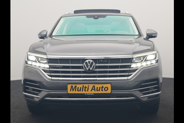 Volkswagen Touareg 3.0 TSi eHybrid 4MOTION PHEV 381pk Dealer O.H. | SOH 91,3% | Trekhaak Af Fabriek | Luchtvering | Panodak | Adaptive Cruise | Dynaudio | 360 Camera | Head Up | Lederen Comfortstoelen Memory & Verwarmd | Sfeerverlichting | Stuur Verwarmd |  Keyless | Apple Carplay | 20"L.M | Plug In Hybrid |