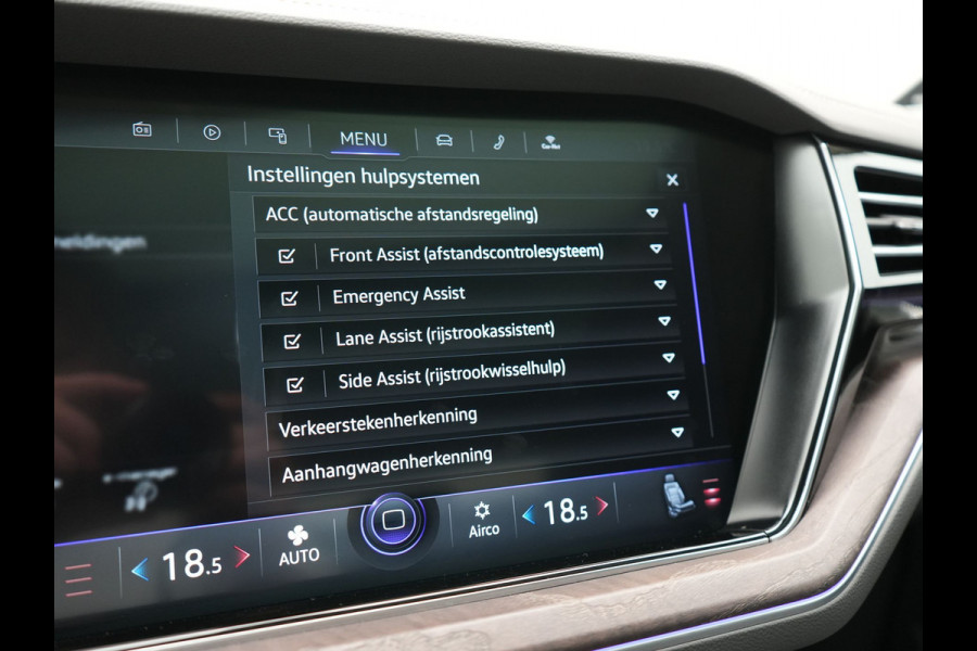 Volkswagen Touareg 3.0 TSi eHybrid 4MOTION PHEV 381pk Dealer O.H. | SOH 91,3% | Trekhaak Af Fabriek | Luchtvering | Panodak | Adaptive Cruise | Dynaudio | 360 Camera | Head Up | Lederen Comfortstoelen Memory & Verwarmd | Sfeerverlichting | Stuur Verwarmd |  Keyless | Apple Carplay | 20"L.M | Plug In Hybrid |
