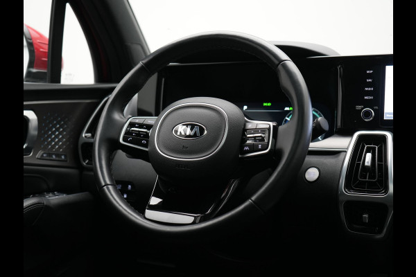Kia Sorento 1.6 T-GDI 4WD ExecutiveLine PHEV 265pk Dealer O.H. | SOH 96,7% | Trekhaak Afn. | Panodak | Head Up | Adaptive Cruise | 360 Camera | Bose Audio | Lederen Sportstoelen Memory & Ventilatie | Keyless | BLIS | Stoelen & Stuur Verwarmd | Plug In Hybrid |