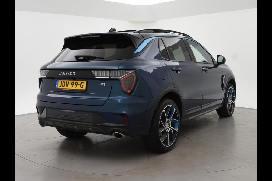 Lynk & Co 01 1.5 HYBRID 261 PK AUT. + 360 CAMERA | 12-2022 | PANORAMA | SFEERVERLICHTING | ADAPTIVE CRUISE | FULL LED