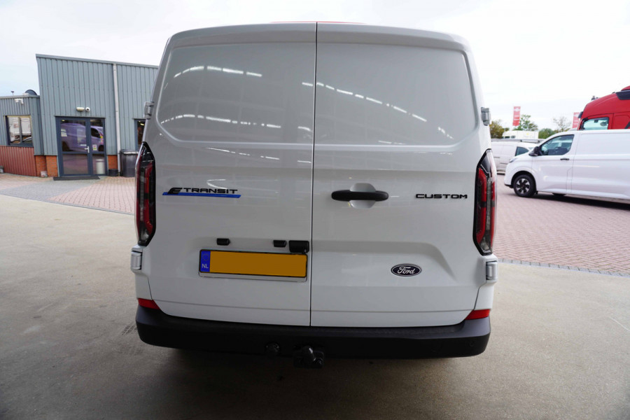 Ford E-Transit Custom 340 L2H1 Trend 71 kWh WLTP 370 km Automaat nr. V003 | Airco | Cruise | Trekhaak |  Apple CP-Android auto