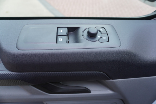 Ford E-Transit Custom 340 L2H1 Trend 71 kWh WLTP 370 km Automaat nr. V003 | Airco | Cruise | Trekhaak |  Apple CP-Android auto