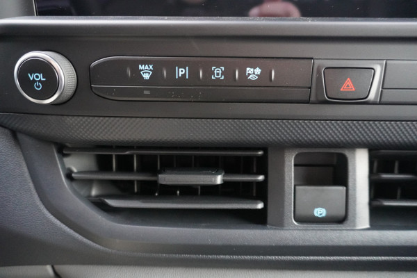 Ford E-Transit Custom 340 L2H1 Trend 71 kWh WLTP 370 km Automaat nr. V003 | Airco | Cruise | Trekhaak |  Apple CP-Android auto