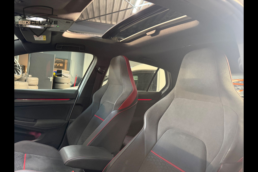 Volkswagen Golf 2.0 TSI GTI CLUBSPORT|PANO|CAMERA|BLINDSPOT|ACC