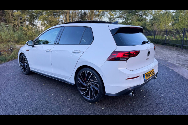 Volkswagen Golf 2.0 TSI GTI 245Pk Panoramadak Sportstoelen Leer Led-Xenon Camera