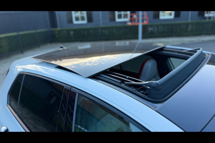 Volkswagen Golf 2.0 TSI GTI 245Pk Panoramadak Sportstoelen Leer Led-Xenon Camera