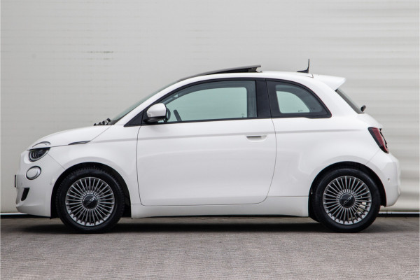Fiat 500 Icon 42 kWh Panorama, Carplay, Stoelverwarming