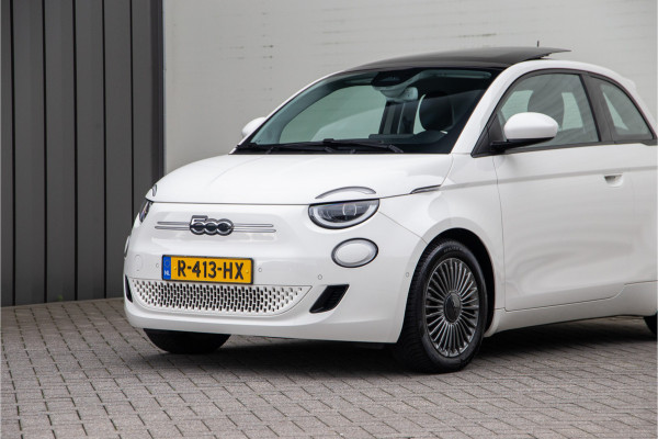Fiat 500 Icon 42 kWh Panorama, Carplay, Stoelverwarming