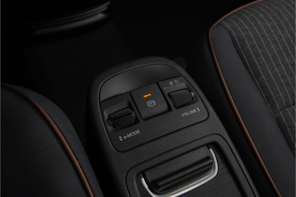 Fiat 500 Icon 42 kWh Panorama, Carplay, Stoelverwarming