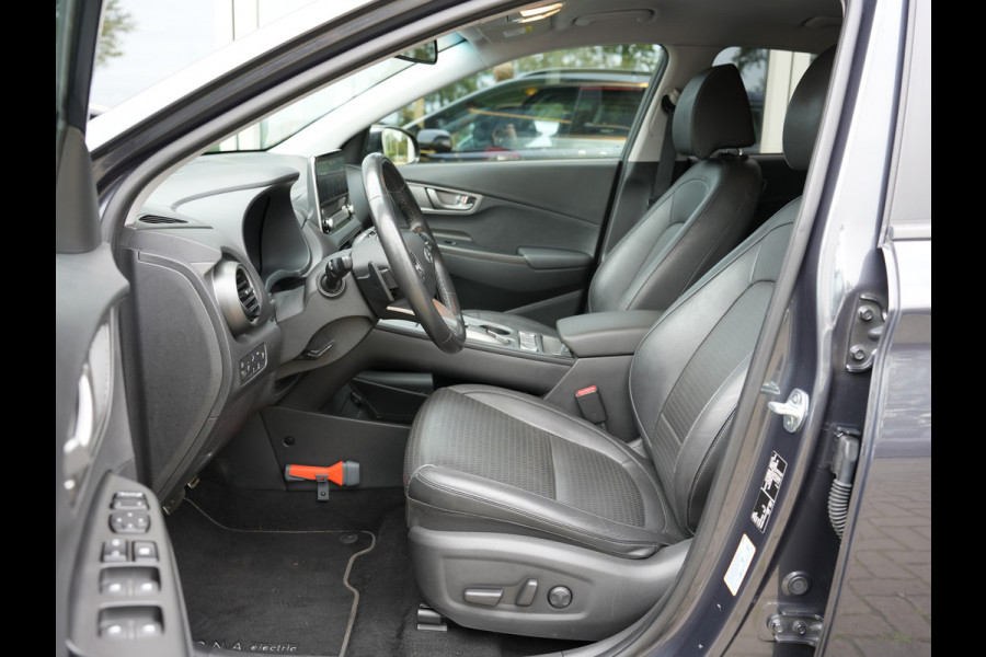Hyundai Kona EV Limited 64 kWh SOH 99% | Stoelverwarming&ventilatie | Cruise control adaptief met stop&go en stuurhulp | Head-up display