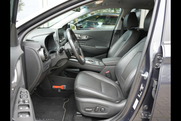 Hyundai Kona EV Limited 64 kWh SOH 99% | Stoelverwarming&ventilatie | Cruise control adaptief met stop&go en stuurhulp | Head-up display