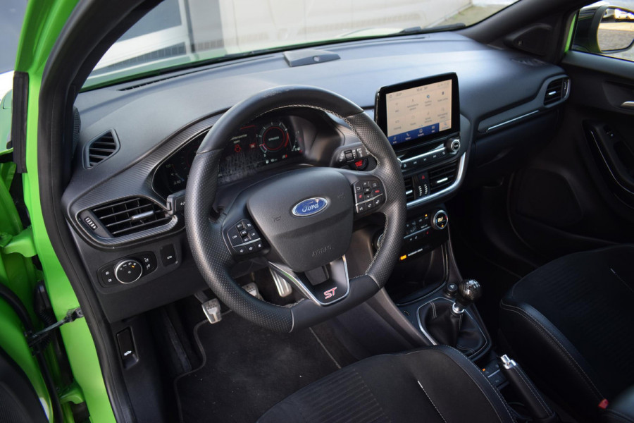 Ford Puma 1.5 EcoBoost ST-X | 170 PK | Pano | Sportstoelen | Stuur- en Stoelverwarming