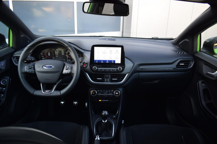 Ford Puma 1.5 EcoBoost ST-X | 170 PK | Pano | Sportstoelen | Stuur- en Stoelverwarming