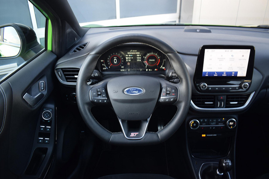 Ford Puma 1.5 EcoBoost ST-X | 170 PK | Pano | Sportstoelen | Stuur- en Stoelverwarming