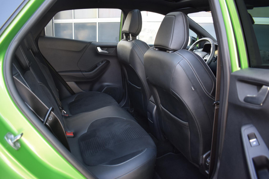 Ford Puma 1.5 EcoBoost ST-X | 170 PK | Pano | Sportstoelen | Stuur- en Stoelverwarming