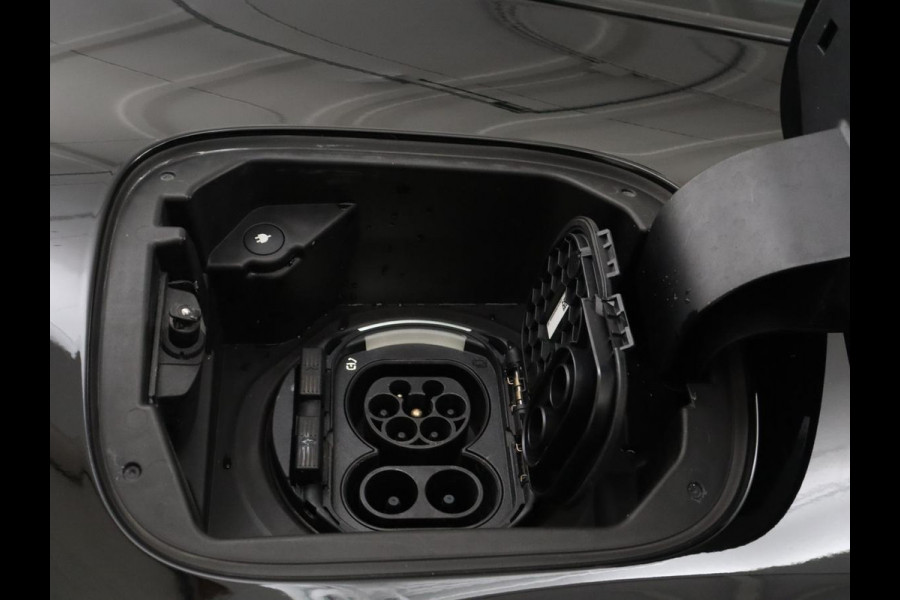 Mercedes-Benz EQA 250 Business Solution Luxury 67 kWh | SOH 96,1% | Keyless Entry | LED | Trekhaak | Sfeerverlichting | Camera |