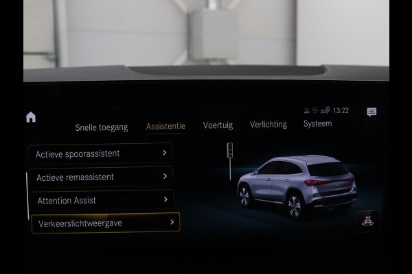 Mercedes-Benz EQA 250 Business Solution Luxury 67 kWh | SOH 96,1% | Keyless Entry | LED | Trekhaak | Sfeerverlichting | Camera |