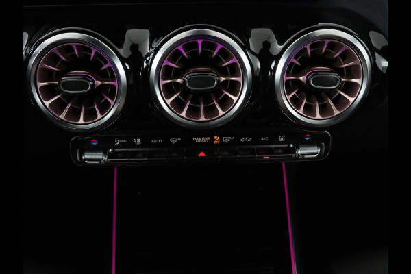 Mercedes-Benz EQA 250 Business Solution Luxury 67 kWh | SOH 96,1% | Keyless Entry | LED | Trekhaak | Sfeerverlichting | Camera |