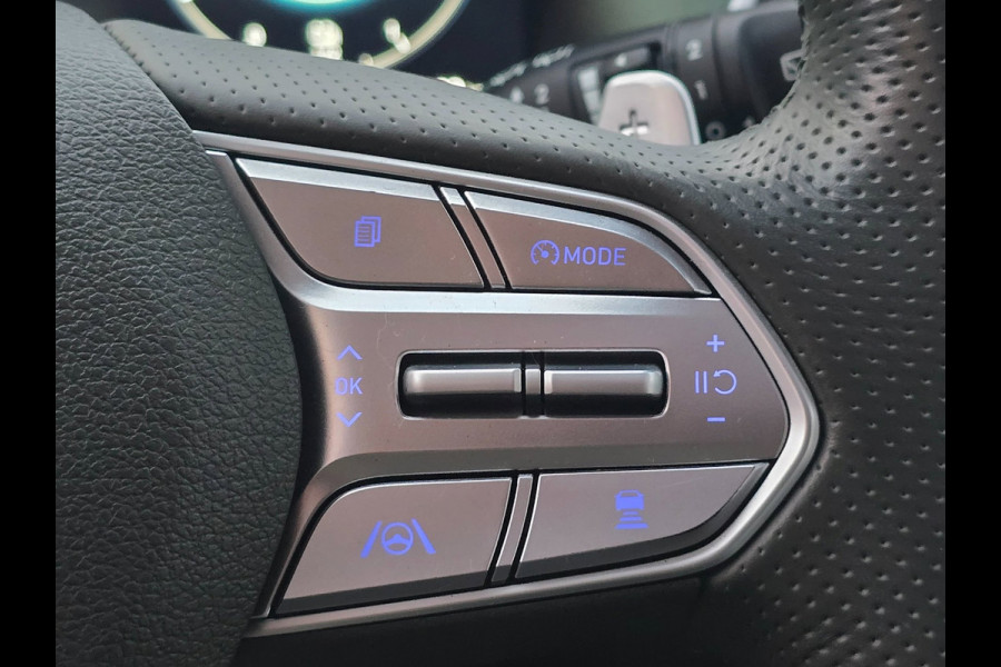 Hyundai Santa Fe 1.6 T-GDI PHEV Premium Plus Sky 7 Persoons / Schermen / Leder / Head Up / Memory / Pano / Verkoeling / Led / Pdc