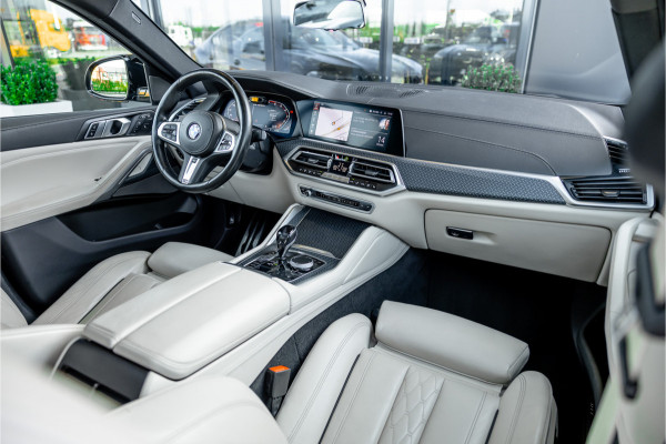 BMW X6 M50i High Executive - M Sport | Panorama | 4-wielsturing | H&K | Soft Close | 360 Camera
