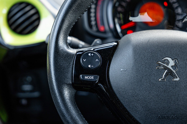 Peugeot 108 1.0 e-VTi Allure / Automaat / 50dkm NAP / Camera / Carplay / Org. NL / Keyless Entry