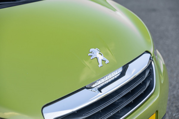 Peugeot 108 1.0 e-VTi Allure / Automaat / 50dkm NAP / Camera / Carplay / Org. NL / Keyless Entry