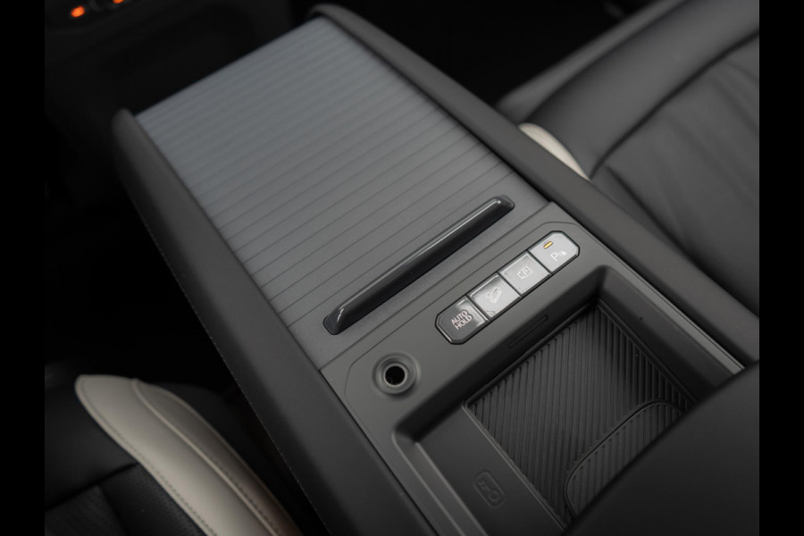 Kia EV9 GT-Line AWD 99.8 kWh | UNIEKE KLEUR | TREKHAAK WEGKLAPBAAR | HUD | SCHUIFKANTEL DAK | MERIDIAN AUDIO | LED | LEDER
