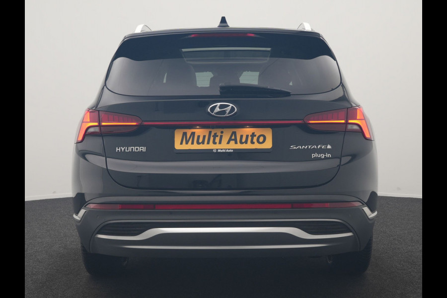 Hyundai Santa Fe 1.6 T-GDI PHEV Premium Sky 7 Persoons 266pk Dealer O.H. | SOH 97,1% | Trekhaak Af Fabriek | Panodak | Adaptive Cruise | Head Up | 360 Camera | Lederen Sportstoelen Memory & Ventilatie | BLIS | Keyless | Stoelen & Stuur Vewarmd | Apple Carplay | Na
