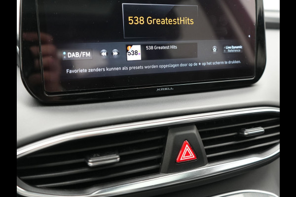 Hyundai Santa Fe 1.6 T-GDI PHEV Premium Sky 7 Persoons 266pk Dealer O.H. | SOH 97,1% | Trekhaak Af Fabriek | Panodak | Adaptive Cruise | Head Up | 360 Camera | Lederen Sportstoelen Memory & Ventilatie | BLIS | Keyless | Stoelen & Stuur Vewarmd | Apple Carplay | Na