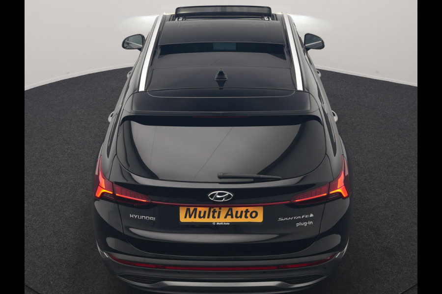 Hyundai Santa Fe 1.6 T-GDI PHEV Premium Sky 7 Persoons 266pk Dealer O.H. | SOH 97,1% | Trekhaak Af Fabriek | Panodak | Adaptive Cruise | Head Up | 360 Camera | Lederen Sportstoelen Memory & Ventilatie | BLIS | Keyless | Stoelen & Stuur Vewarmd | Apple Carplay | Na