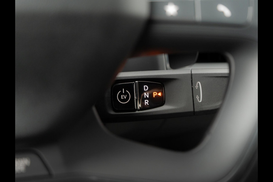 Kia EV9 GT-Line AWD 99.8 kWh PANTHERA METAL UIT VOORRAAD | 7-Pers. | 21" | Head-Up | Stoel-/Stuurverwarming | Premium Audio | Schuif-/kanteldak | Adapt. Cruise |
