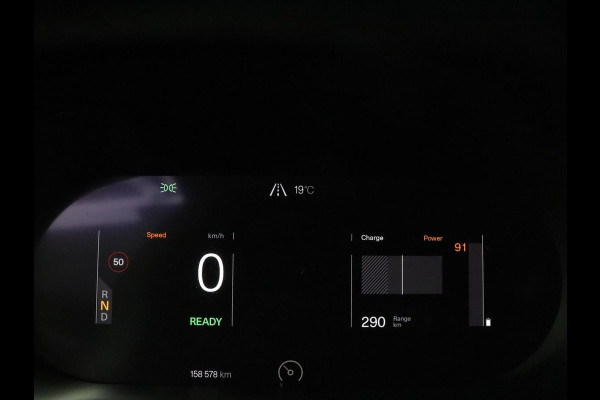 Polestar 2 Standard Range Single Motor 63kWh | SOH 89,4% | Stoelverwarming | Camera | Trekhaak | LED | Keyless |