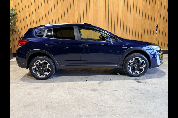 Subaru XV 2.0i e-BOXER Luxury Automaat | 4X4 | Adaptive-cruise | Navigatie | Apple-carplay Camera voor en achter | 49. 000 km met NAP