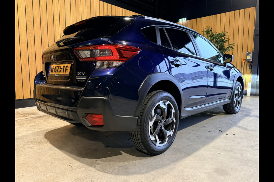 Subaru XV 2.0i e-BOXER Luxury Automaat | 4X4 | Adaptive-cruise | Navigatie | Apple-carplay Camera voor en achter | 49. 000 km met NAP