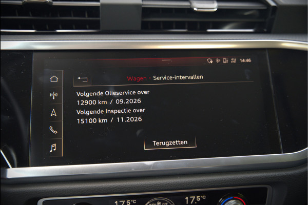 Audi Q3 35 TFSI S Line Pro Line S S-Line | Panoramadak | Stoelverwarming | Camera | Cruise Control | Apple Carplay | Dodehoekdetectie | Navigatie | Parkeersensoren |