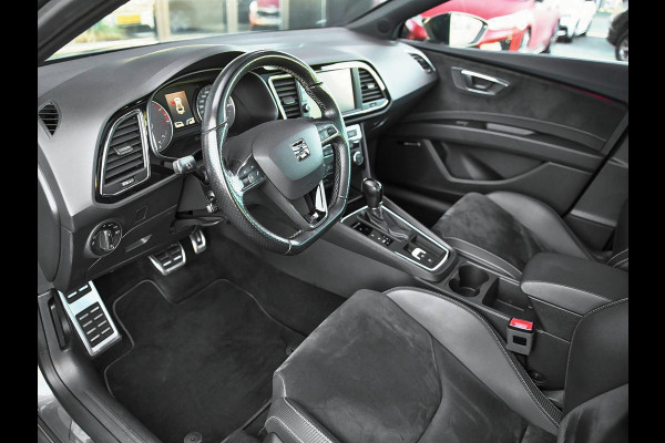 Seat Leon ST 2.0 TSI 4DRIVE CUPRA Schaalstoelen Pano Camera 19 inch Velgen
