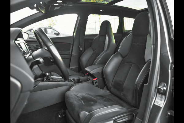 Seat Leon ST 2.0 TSI 4DRIVE CUPRA Schaalstoelen Pano Camera 19 inch Velgen