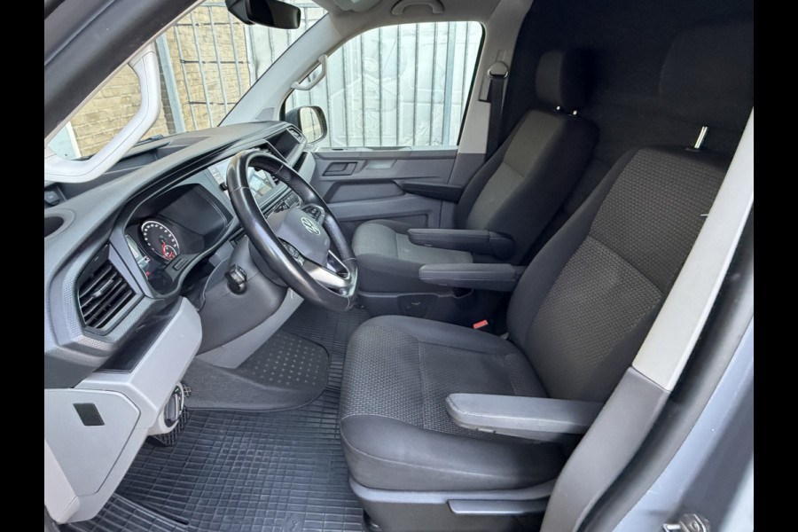 Volkswagen Transporter 2.0 TDI 150PK Euro 6 L2H1 Autmaat/Apple Carplay/Camera