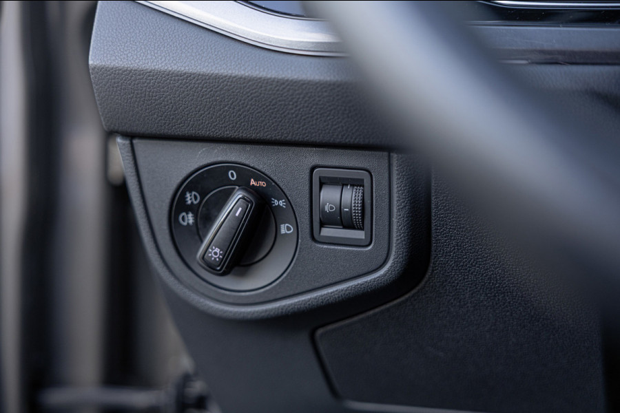 Volkswagen Polo 1.0 TSI Highline / NL-Auto / DAB / Climate Control / Cruise / 158dkm NAP