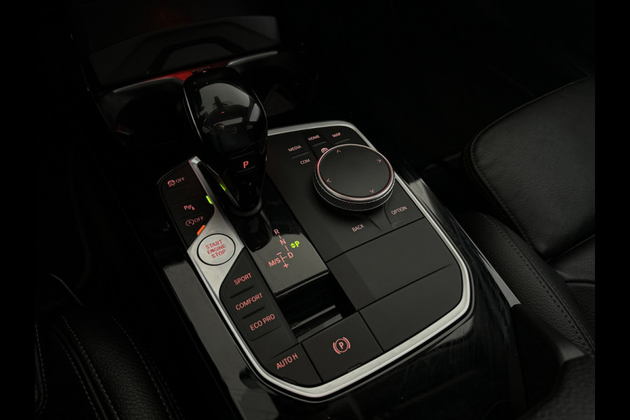 BMW 1-serie 120i High Executive Pano|Sfeer|HuD|Leder|Lane Assist