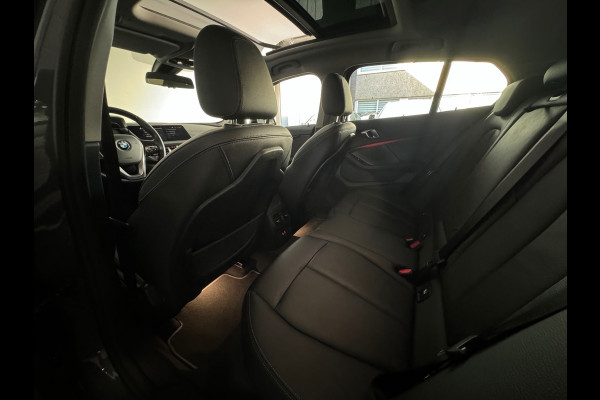 BMW 1-serie 120i High Executive Pano|Sfeer|HuD|Leder|Lane Assist