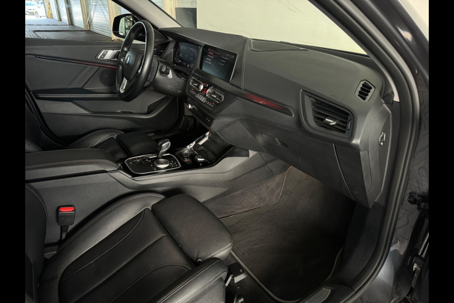 BMW 1-serie 120i High Executive Pano|Sfeer|HuD|Leder|Lane Assist