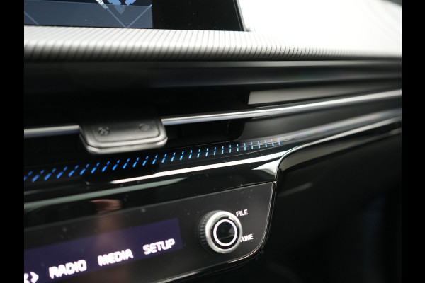 Kia Ev6 GT-Line 77.4 kWh 229pk Dealer O.H. | Panodak | Adaptive Cruise | Head Up | Meridian Audio | 360 Camera | Alcantara Sportstoelen Memory & Ventilatie | Keyless | BLIS | Stoelen & Stuur Verwarmd | Apple Carplay | Navigatie | DAB