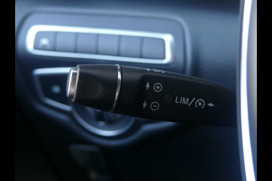 Mercedes-Benz V-Klasse 220d Lang Dubbel Cabine Panoramadak/LED/PDC/LEER